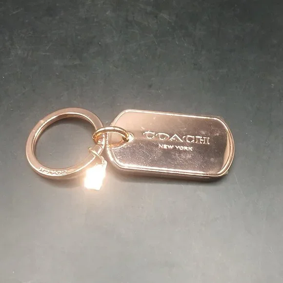 RARE! Coach Hangtag Military Dog Tag Style Key Chain Fob Bag Charm Rose Gold - Picture 3 of 6